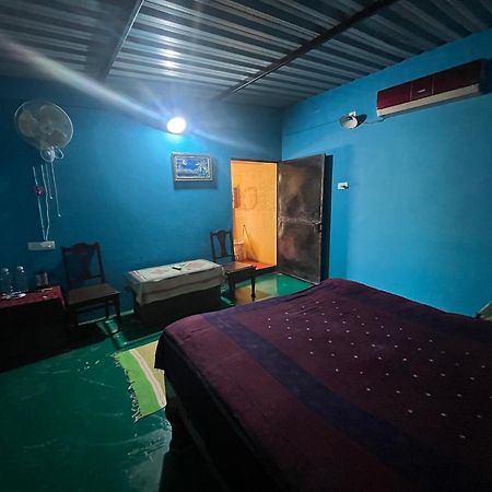 Sharad Baug Homestay Бхудж Экстерьер фото