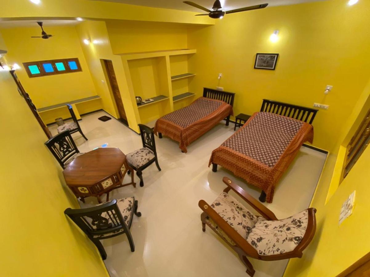Sharad Baug Homestay Бхудж Экстерьер фото