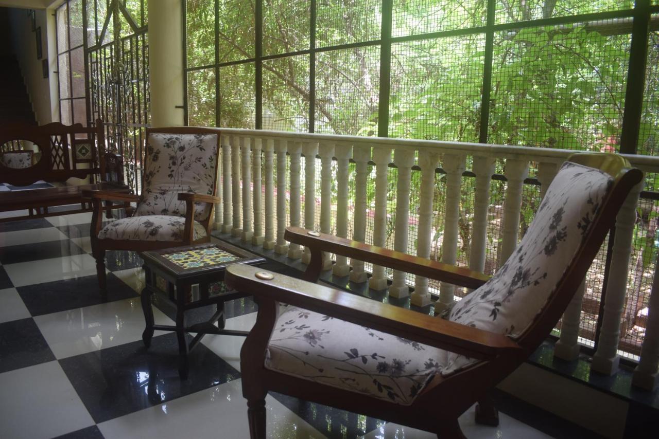 Sharad Baug Homestay Бхудж Экстерьер фото
