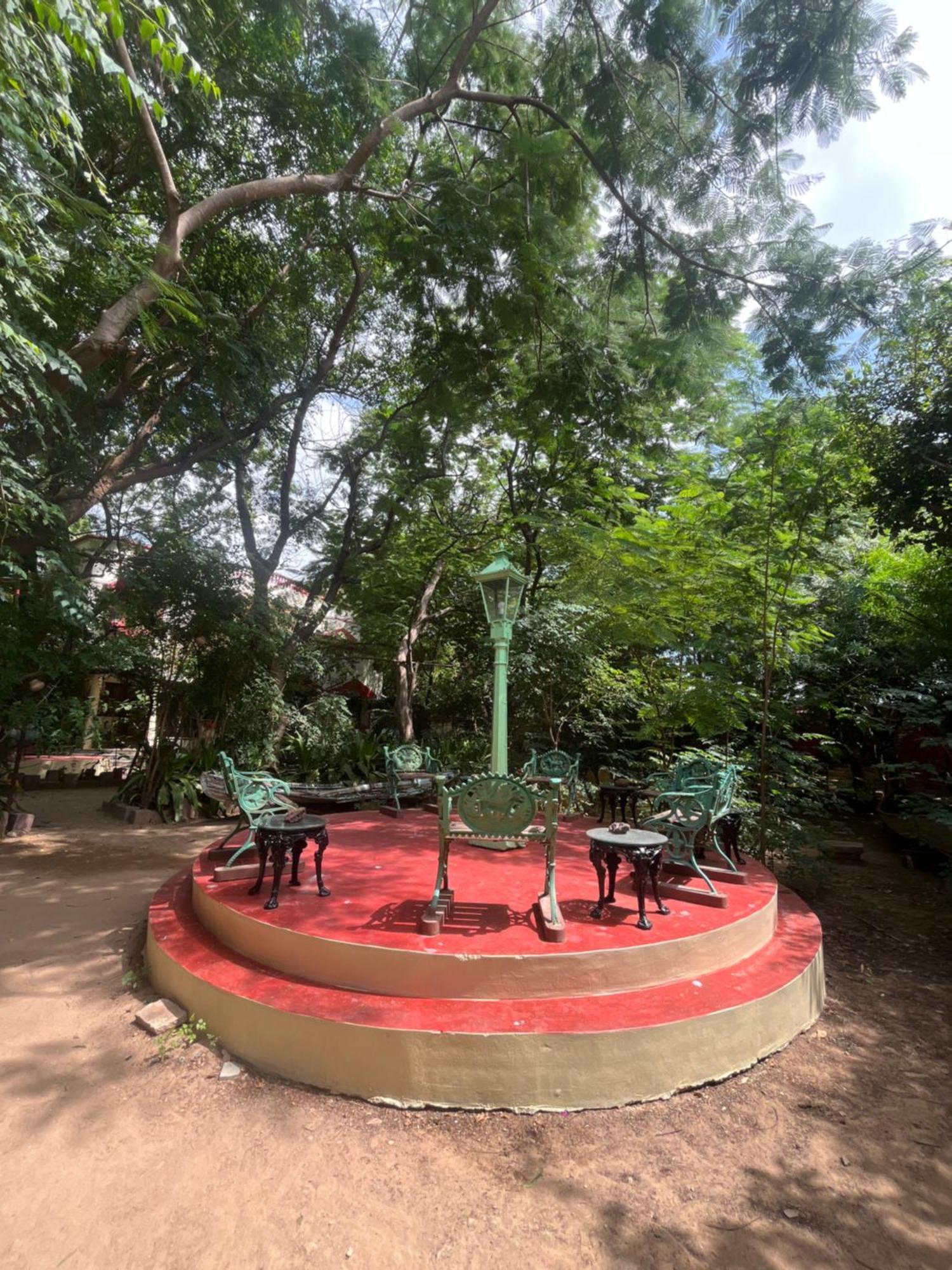 Sharad Baug Homestay Бхудж Экстерьер фото